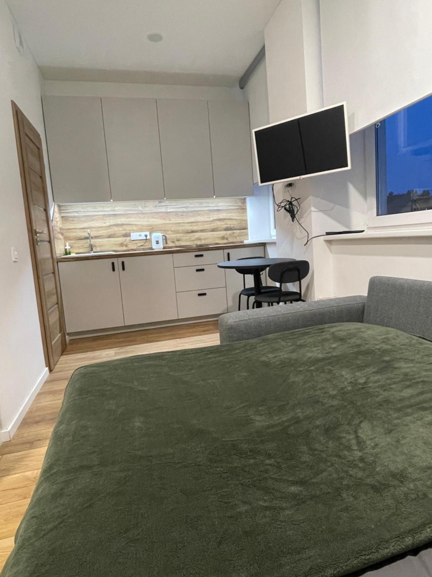 Airport Apartment 32 Self Check-In Free Parking VNO Buitenkant foto